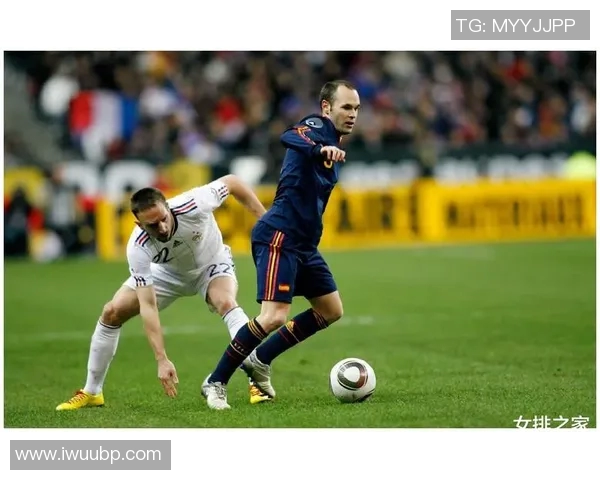 鲁本迪亚斯的足球之路与未来展望：从天才后卫到球队核心的成长历程