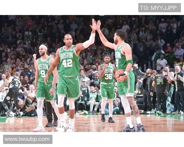 黄蜂与凯尔特人激战正酣谁能在NBA赛场上笑到最后