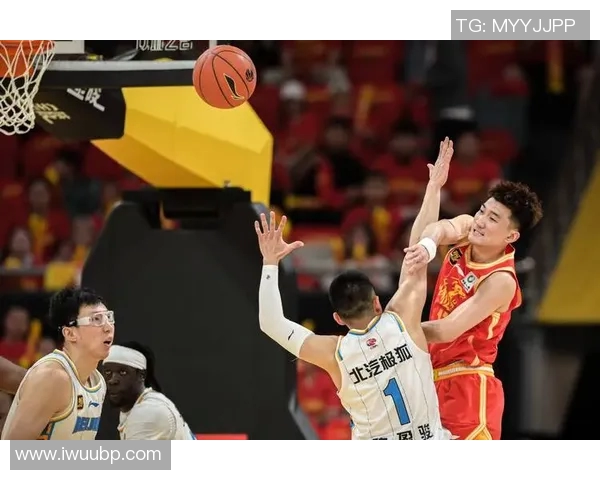 2015年CBA季后赛北京队与辽宁队的精彩对决回顾与分析